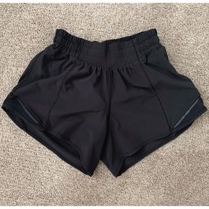 Hotty Hot LR lined short 4" black size 2